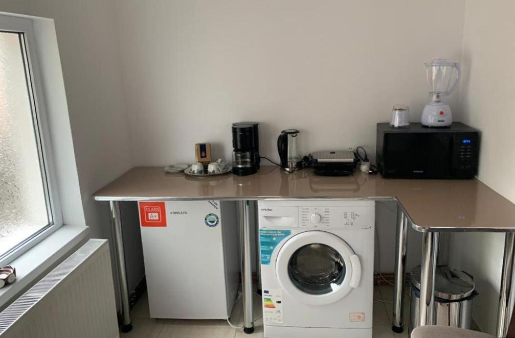 Garsoniera Madalina Apartment ซีบิว ภายนอก รูปภาพ
